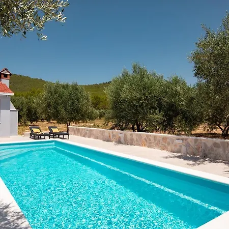 House Potirna Hébergement de vacances