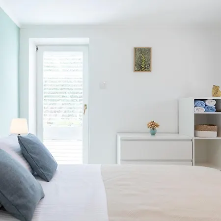 Ferienhaus House Potirna
