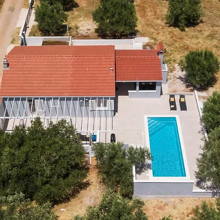 House Potirna