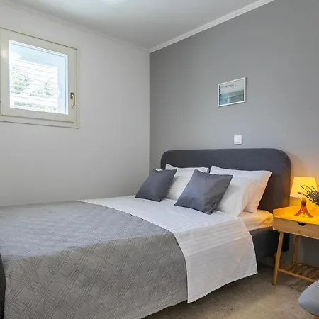 House Potirna Vakantiehuis