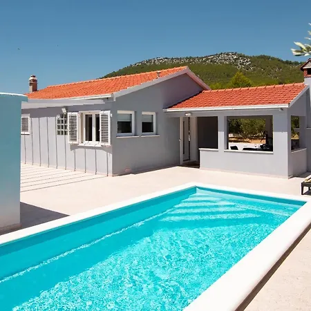 House Potirna Ferienhaus