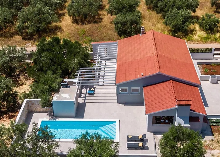 House Potirna Nyaraló *