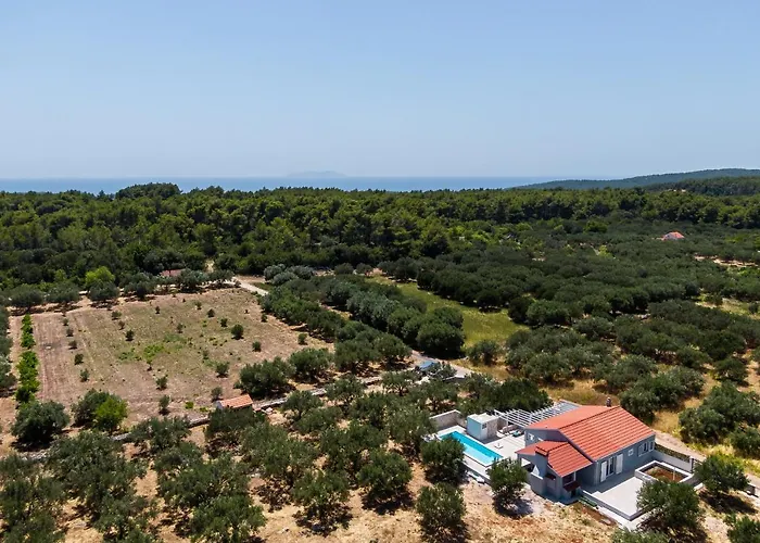 House Potirna * Blato