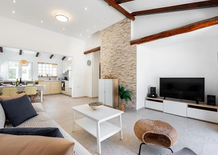 House Potirna Tatil Evi